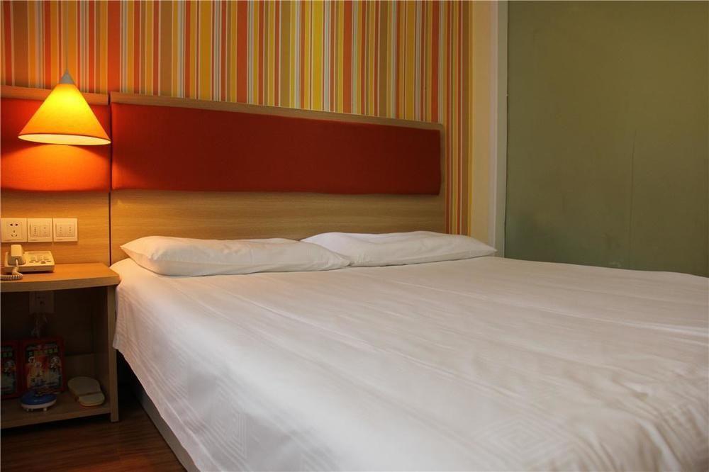 Home Inn Chengdu Kuanzhai Alley New City Square المظهر الخارجي الصورة