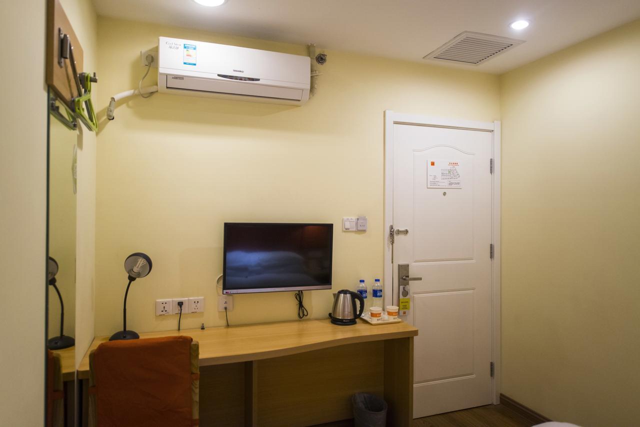 Home Inn Chengdu Kuanzhai Alley New City Square المظهر الخارجي الصورة