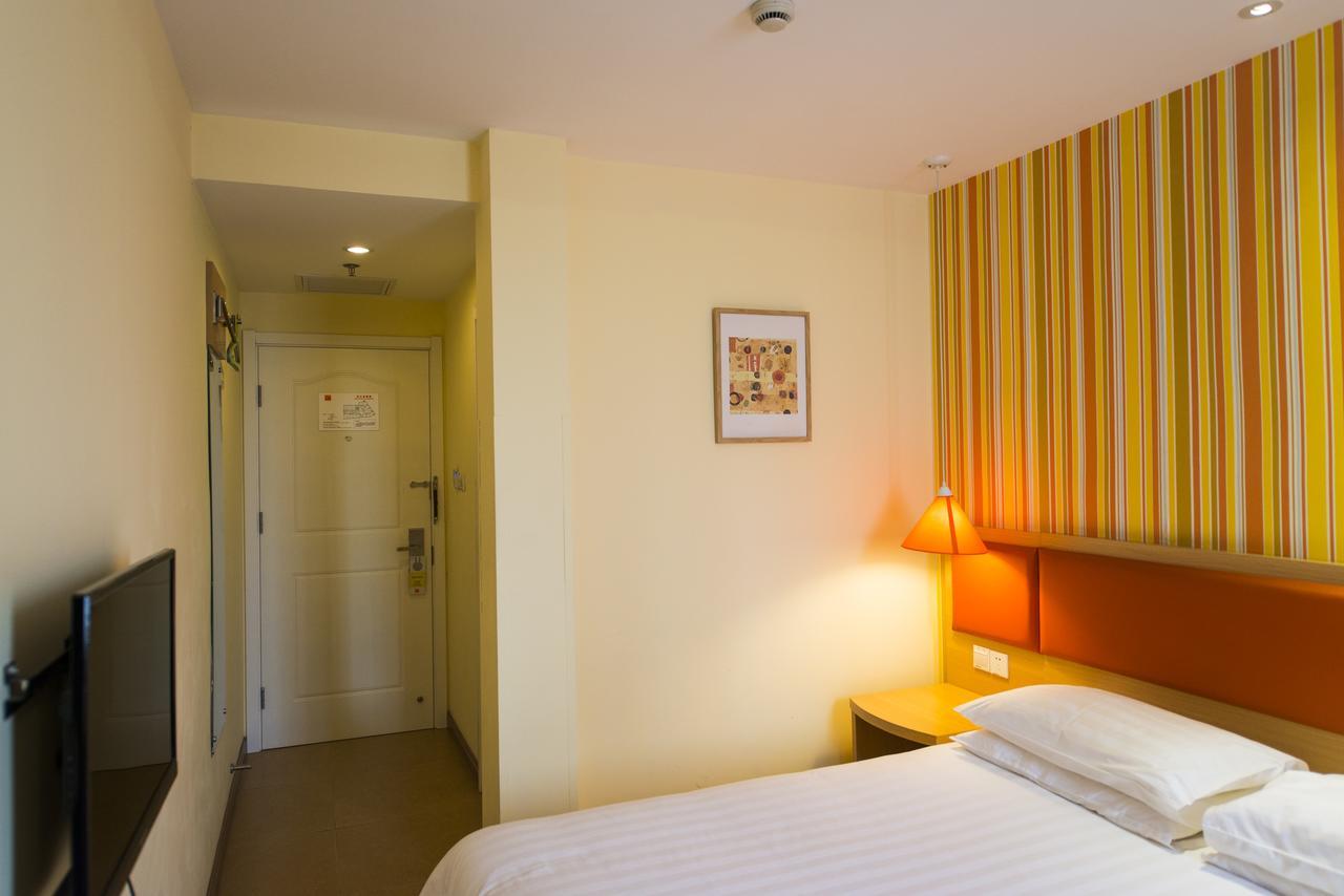Home Inn Chengdu Kuanzhai Alley New City Square المظهر الخارجي الصورة