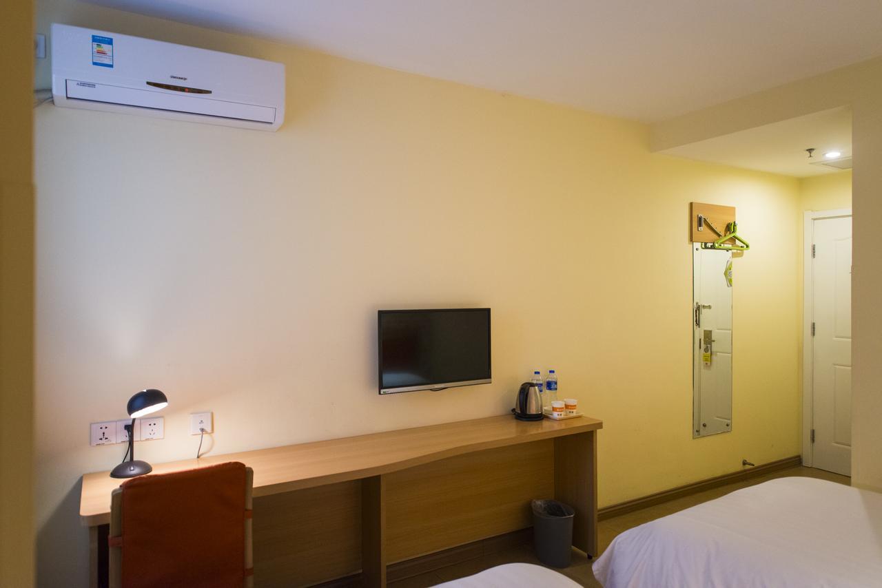 Home Inn Chengdu Kuanzhai Alley New City Square المظهر الخارجي الصورة